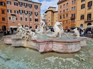 24.-Fontana-Neptuno-Piazza-Navona